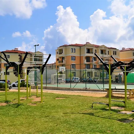 Private Apartment in Green Life Beach Resort First Line Luxury * Sosopol